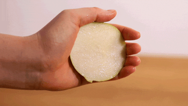 SS:网站文件：20250818091525179710.gif；原始文件：640 (1).gif